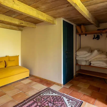 Holiday home Maison De Caractere & Piscine - Proche Saint-emilion